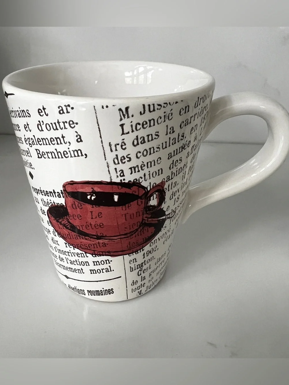 Williams Sonoma Newsprint ceramic coffee mugs red blue graphic prints Portugal 2